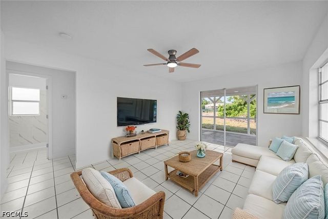 2253 10th CT, Lehigh Acres, FL 33936