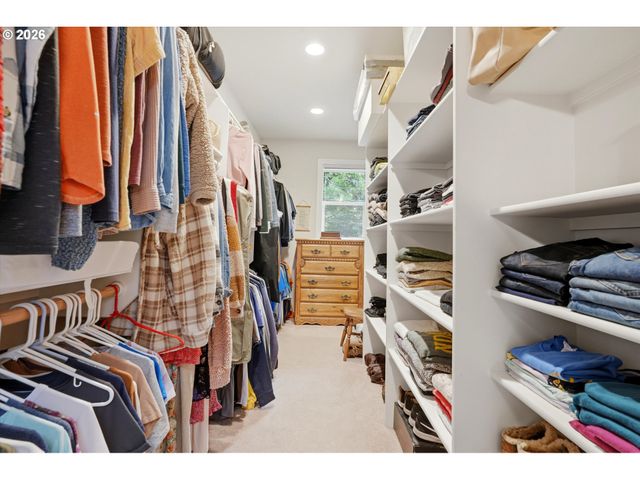 22595 Sw MIAMI Dr, Tualatin, OR 97062