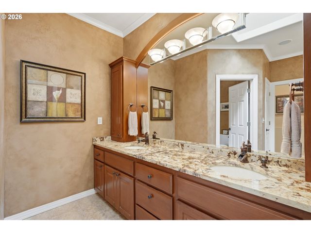 22595 Sw MIAMI Dr, Tualatin, OR 97062
