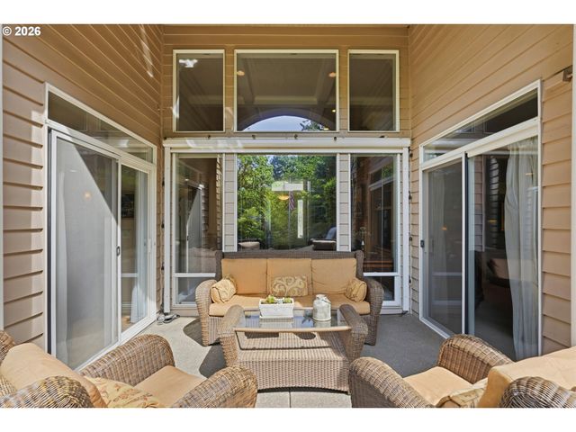 22595 Sw MIAMI Dr, Tualatin, OR 97062