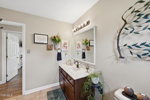 594 Sams Way, Abingdon, VA 24210