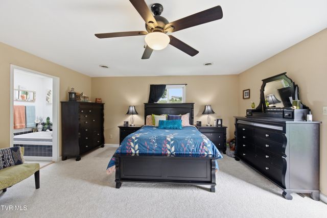 594 Sams Way, Abingdon, VA 24210