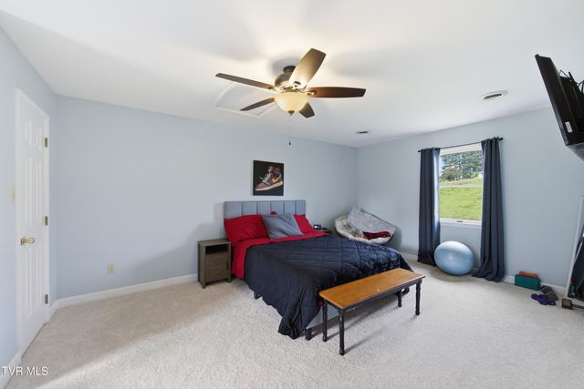594 Sams Way, Abingdon, VA 24210