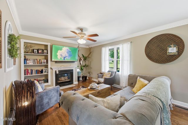 594 Sams Way, Abingdon, VA 24210
