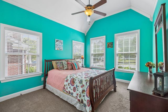 6013 Christmas Dr, Nolensville, TN 37135