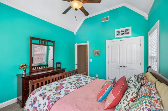 6013 Christmas Dr, Nolensville, TN 37135