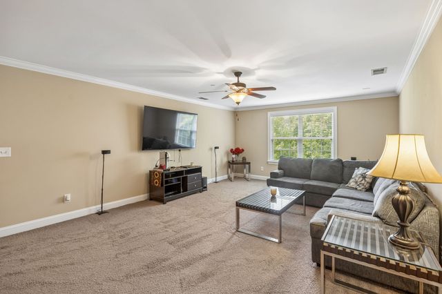 6013 Christmas Dr, Nolensville, TN 37135
