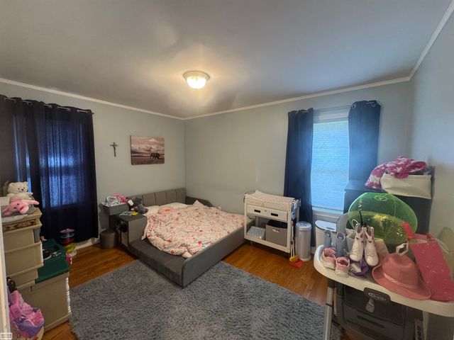 21910 Englehardt Street, Saint Clair Shores, MI 48080