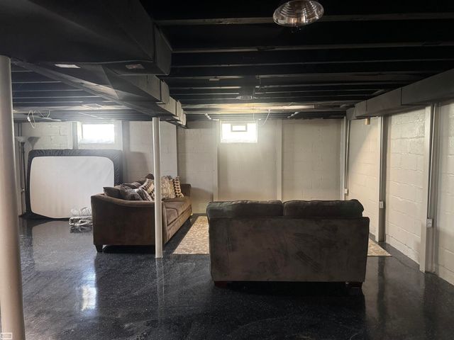 21910 Englehardt Street, Saint Clair Shores, MI 48080