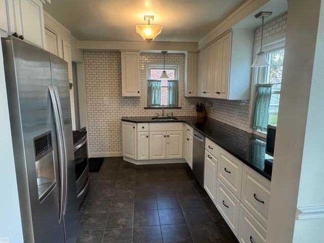 21910 Englehardt Street, Saint Clair Shores, MI 48080