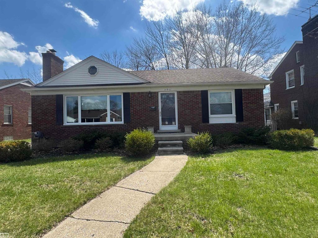 21910 Englehardt Street, Saint Clair Shores, MI 48080