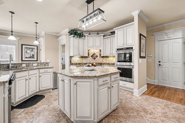3356 Clovercroft Dr, Murfreesboro, TN 37130