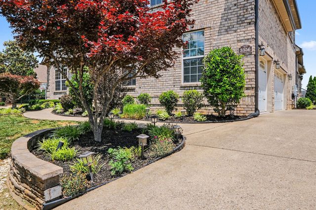 3356 Clovercroft Dr, Murfreesboro, TN 37130