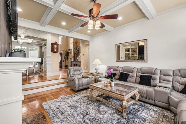 3356 Clovercroft Dr, Murfreesboro, TN 37130