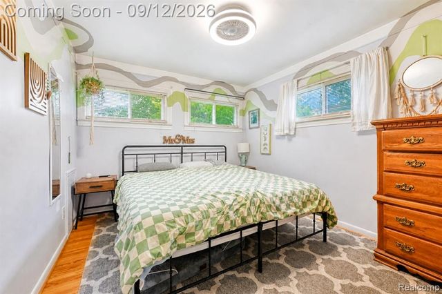 2908 Norwood Drive, Trenton, MI 48183