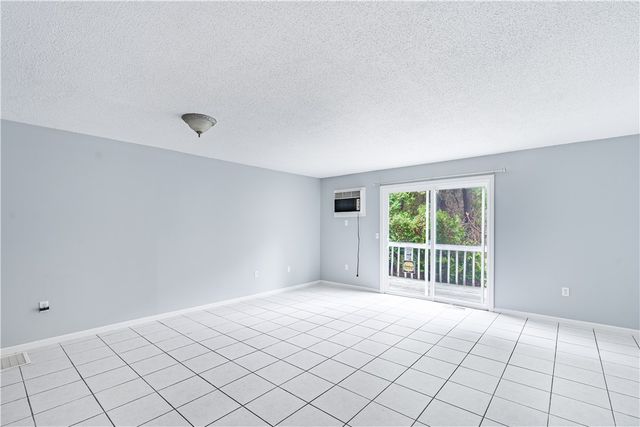 4 smithfield Road 25, North Providence, RI 02904