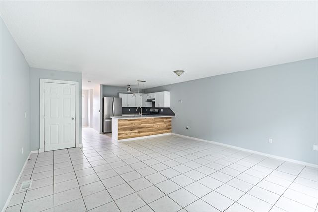 4 smithfield Road 25, North Providence, RI 02904