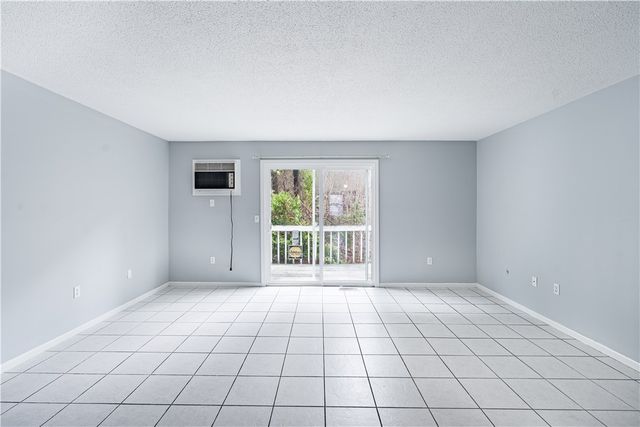 4 smithfield Road 25, North Providence, RI 02904