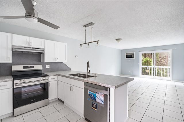 4 smithfield Road 25, North Providence, RI 02904