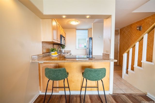 46-270 Kahuhipa Street A611, Kaneohe, HI 96744