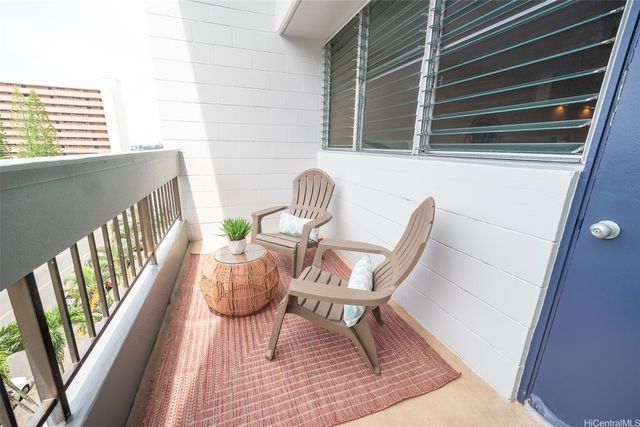 46-270 Kahuhipa Street A611, Kaneohe, HI 96744