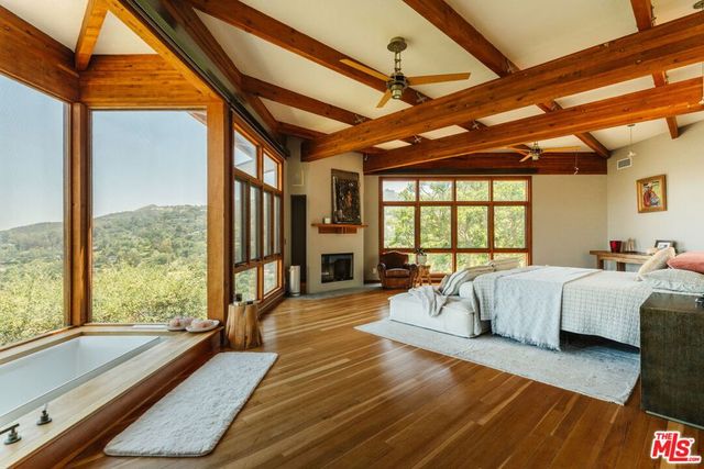 665 Sky Line Trail, Topanga, CA 90290