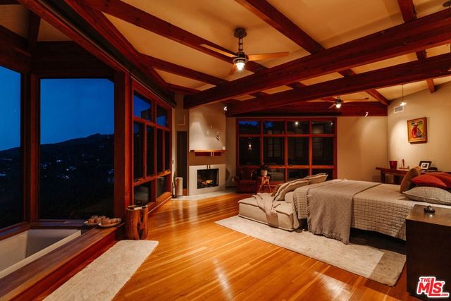 665 Sky Line Trail, Topanga, CA 90290