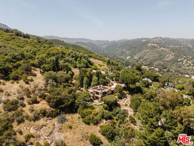 665 Sky Line Trail, Topanga, CA 90290