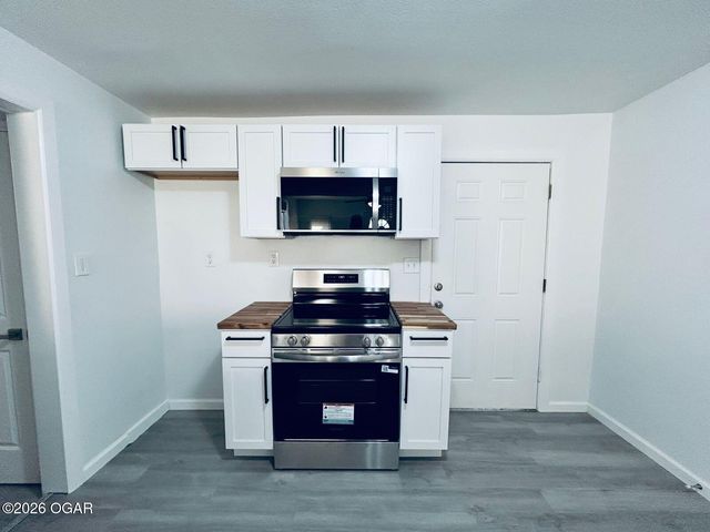 115 N Forest Avenue, Joplin, MO 64801