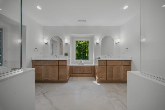 103 Deepwood Road, Easton, CT 06612