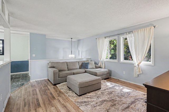 8166 Janero Avenue S, Cottage Grove, MN 55016