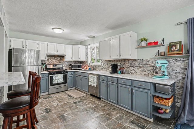 8166 Janero Avenue S, Cottage Grove, MN 55016
