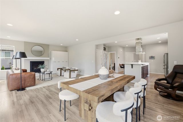9907 13th Street SE, Lake Stevens, WA 98258