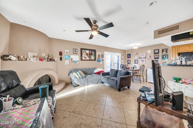 837 E PEORIA Avenue 2, Phoenix, AZ 85020