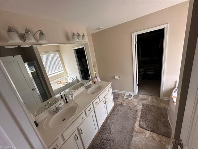 2751 Mayfield Drive, Graham, NC 27253