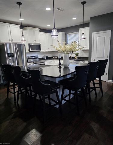 2751 Mayfield Drive, Graham, NC 27253