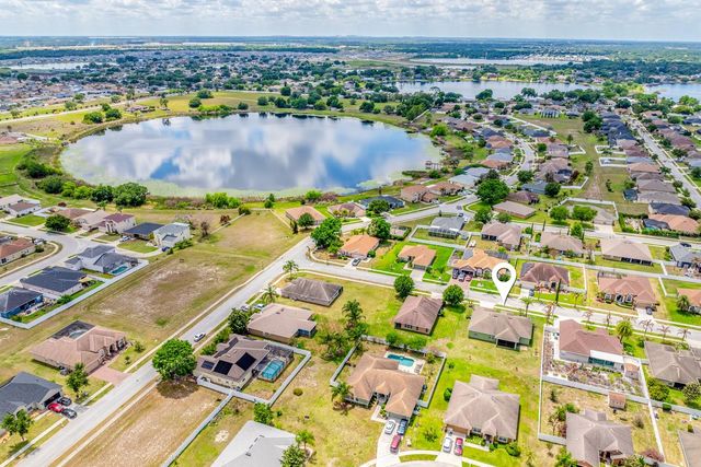 116 MANDOLIN DRIVE, Winter Haven, FL 33884