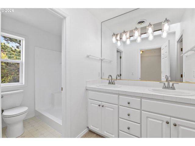41971 Nw OAK Way, Banks, OR 97106