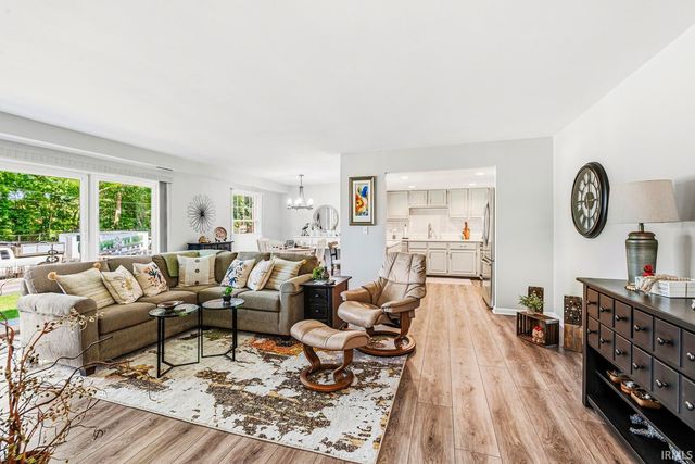 1077 Greenleaf Boulevard, Elkhart, IN 46514