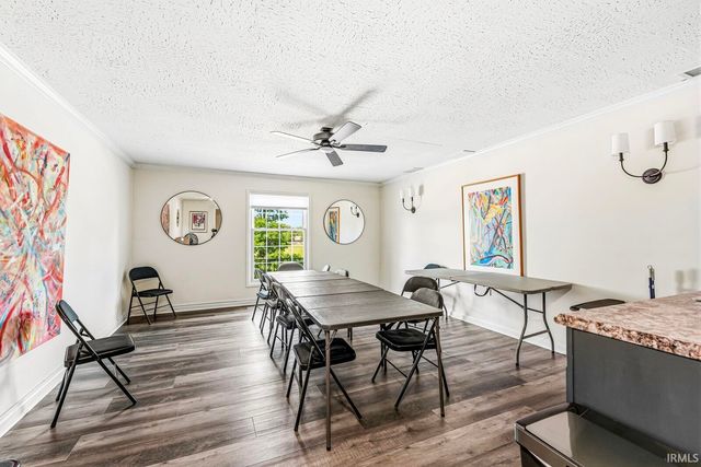 1077 Greenleaf Boulevard, Elkhart, IN 46514
