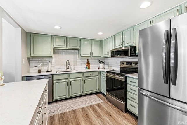 1077 Greenleaf Boulevard, Elkhart, IN 46514