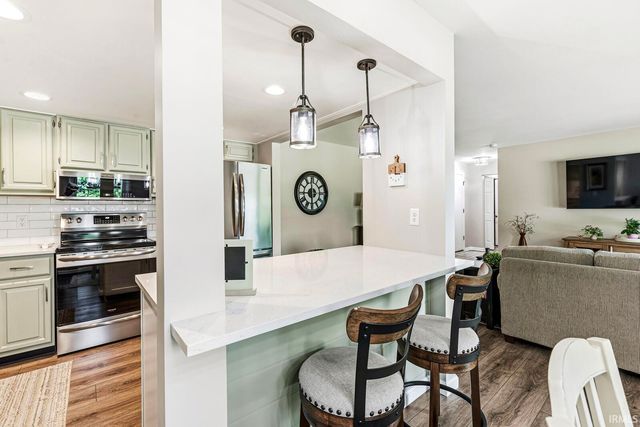 1077 Greenleaf Boulevard, Elkhart, IN 46514
