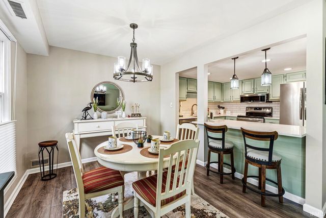 1077 Greenleaf Boulevard, Elkhart, IN 46514