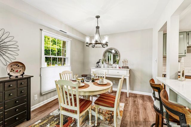 1077 Greenleaf Boulevard, Elkhart, IN 46514