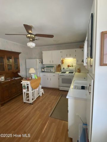 424 Trott Street, Oak Island, NC 28465
