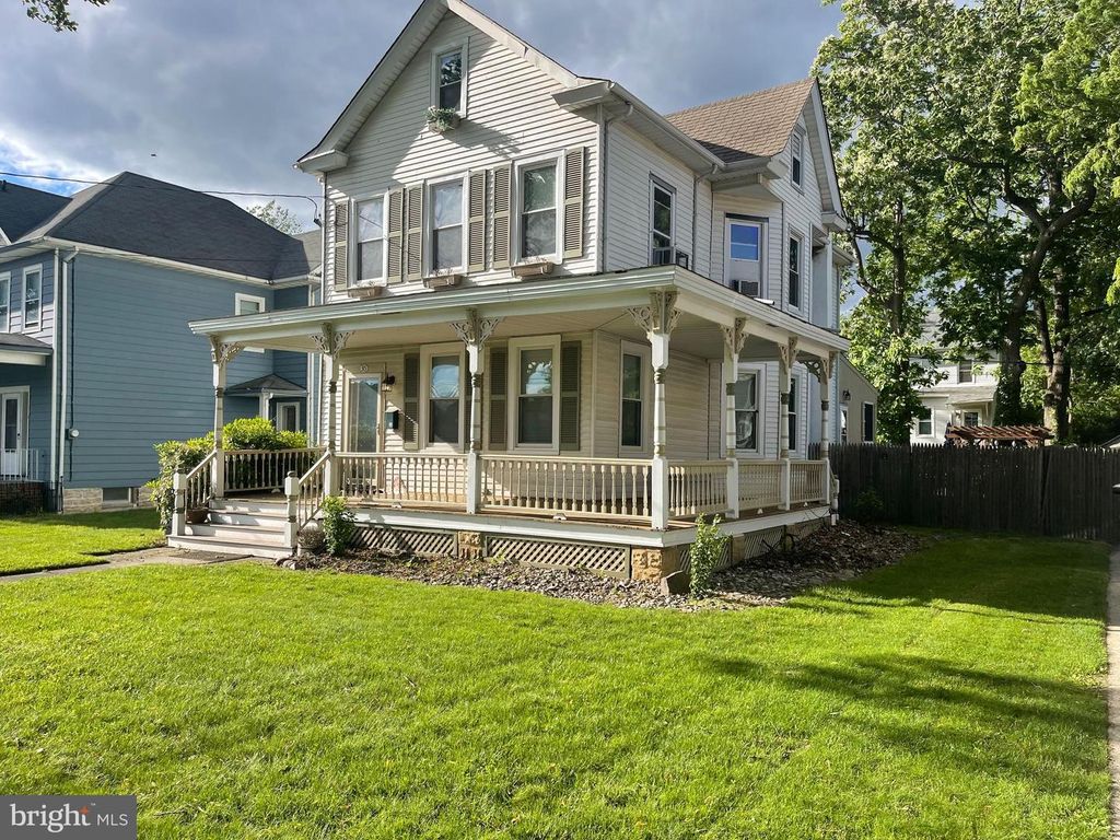 315 W FRONT ST, Florence, NJ 08518