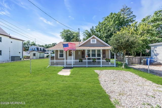 16 E Long Branch Avenue, Ocean Gate, NJ 08740