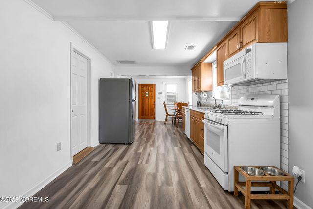 16 E Long Branch Avenue, Ocean Gate, NJ 08740