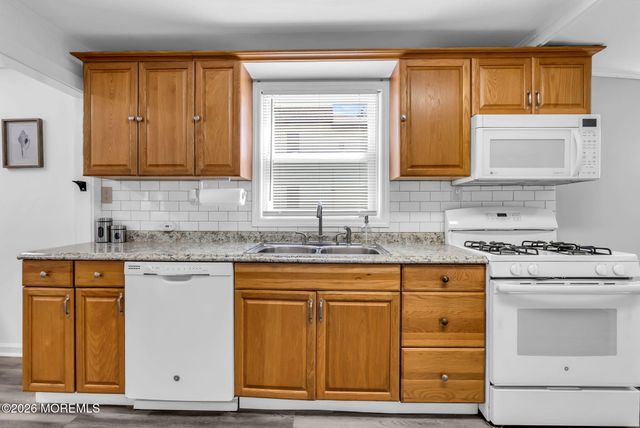 16 E Long Branch Avenue, Ocean Gate, NJ 08740