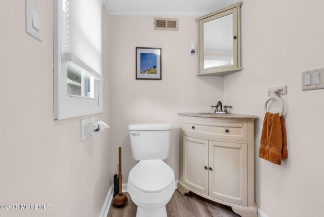 16 E Long Branch Avenue, Ocean Gate, NJ 08740